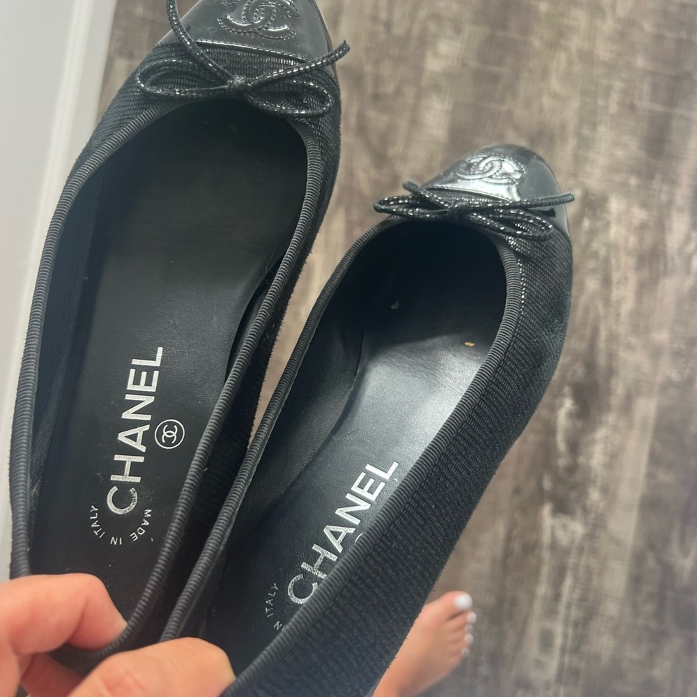 CHANEL Black Textured Ballet Flats